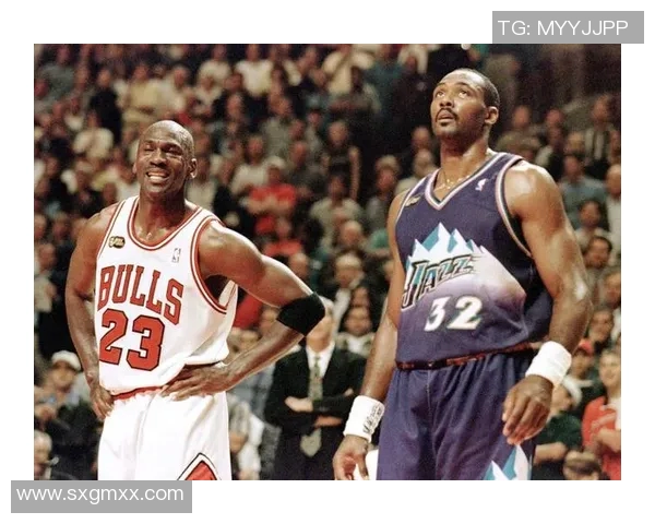 卡尔马龙与奥尼尔的巅峰对决：篮球传奇的力量与技巧之争